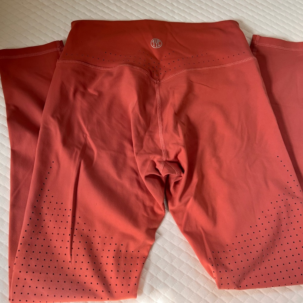 TYC workout leggings